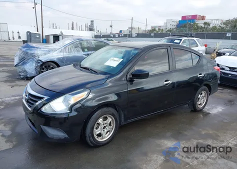 2015 Nissan Versa 1.6 Sv z USA, uszkodzony, nr VIN 3N1CN7AP0FL955009